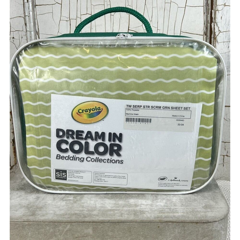 Crayola Dream In Color Twin Sheet Set Serpentine Stripe Screamin’ Green NEW